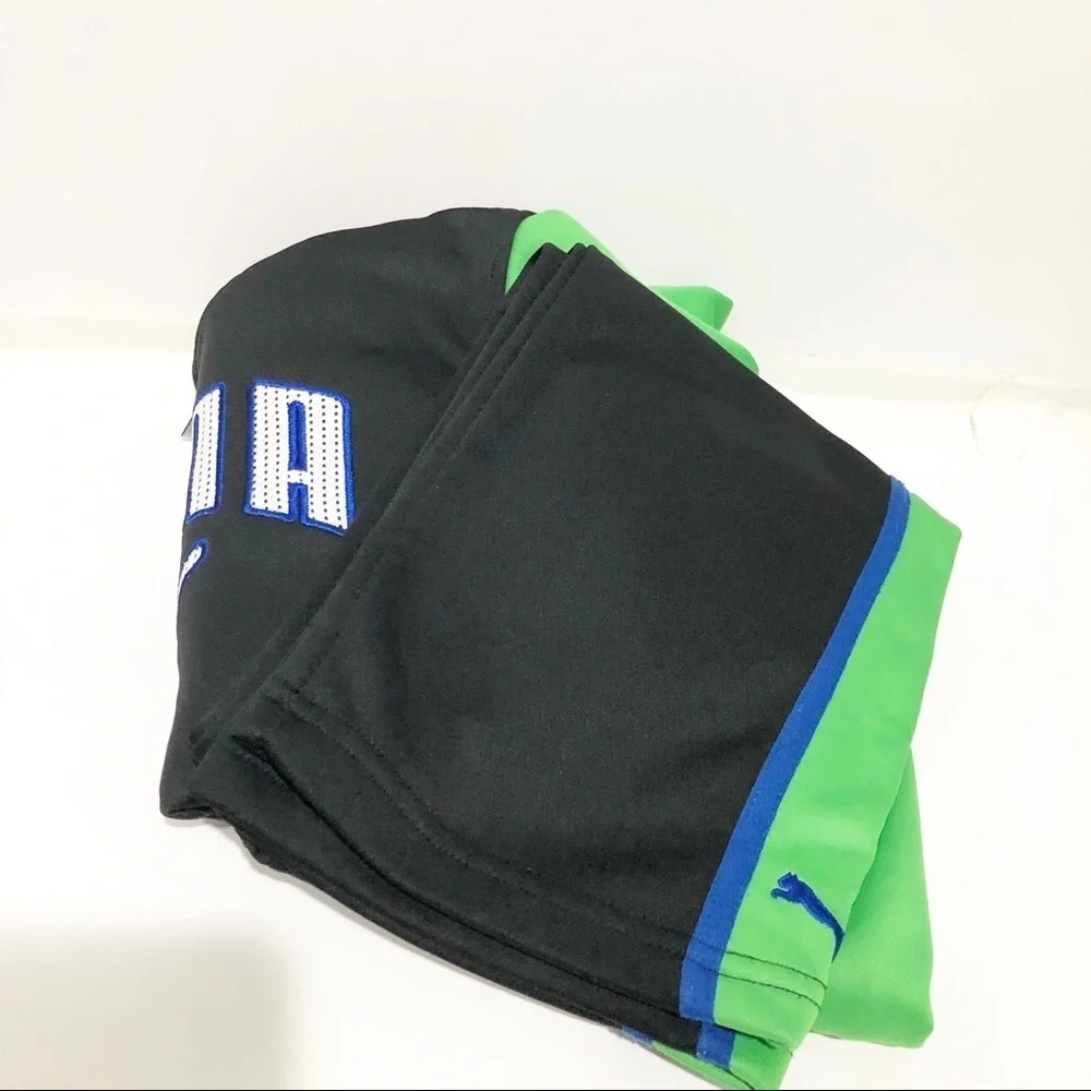 (Set) Puma zip jacket and hoodie with pants.